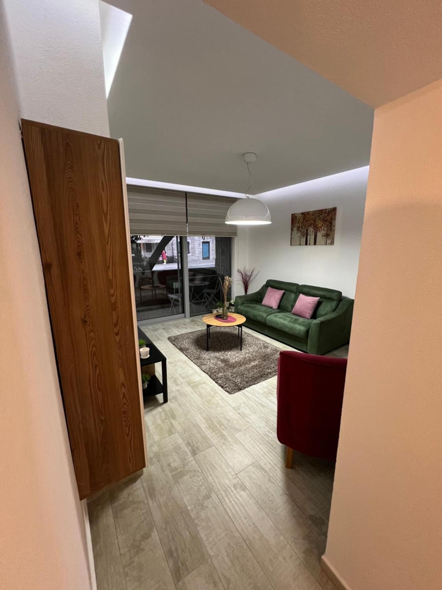 Ferienwohnung Apartman Nadja Kotor Exterior foto