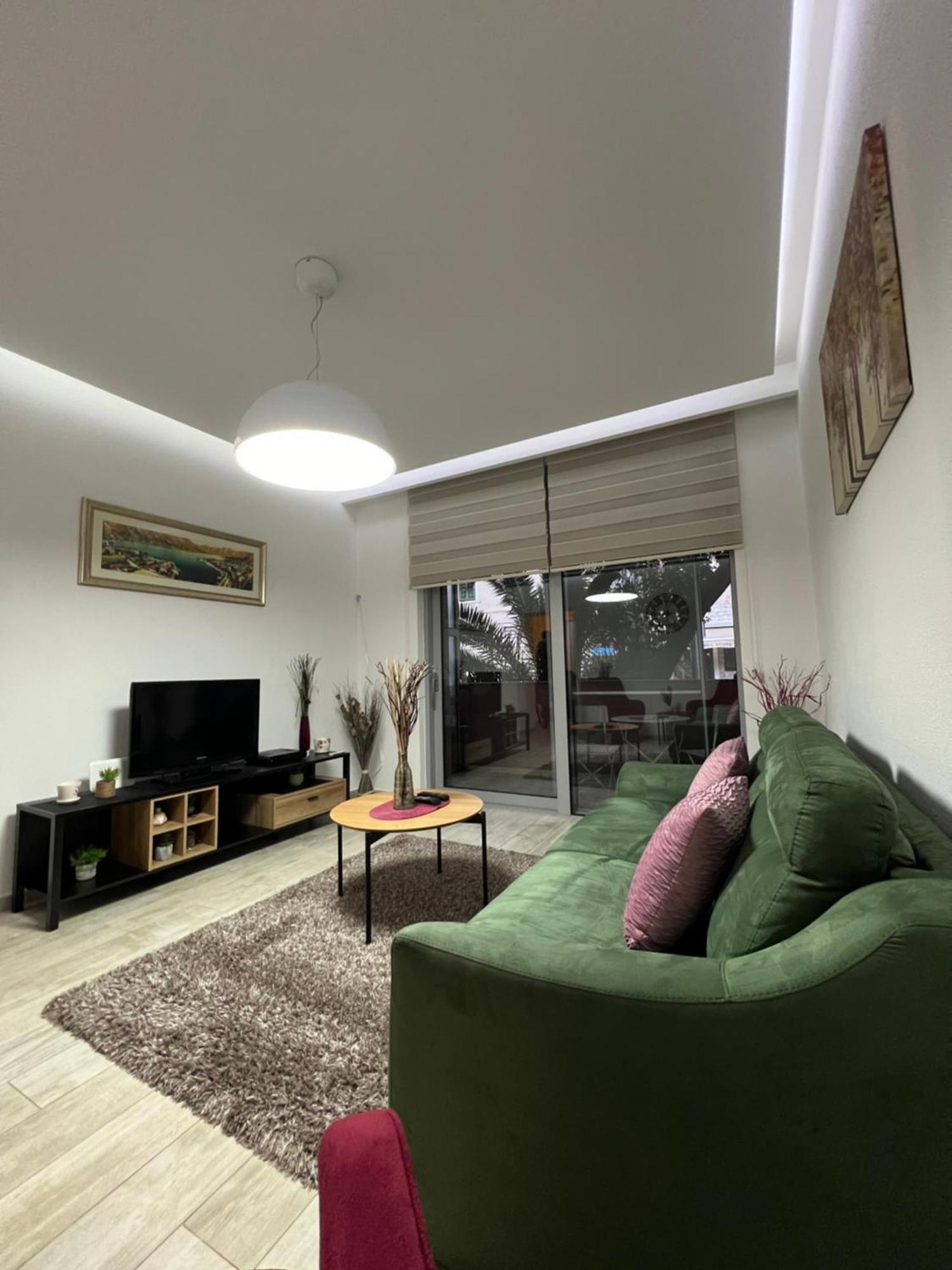 Ferienwohnung Apartman Nadja Kotor Exterior foto
