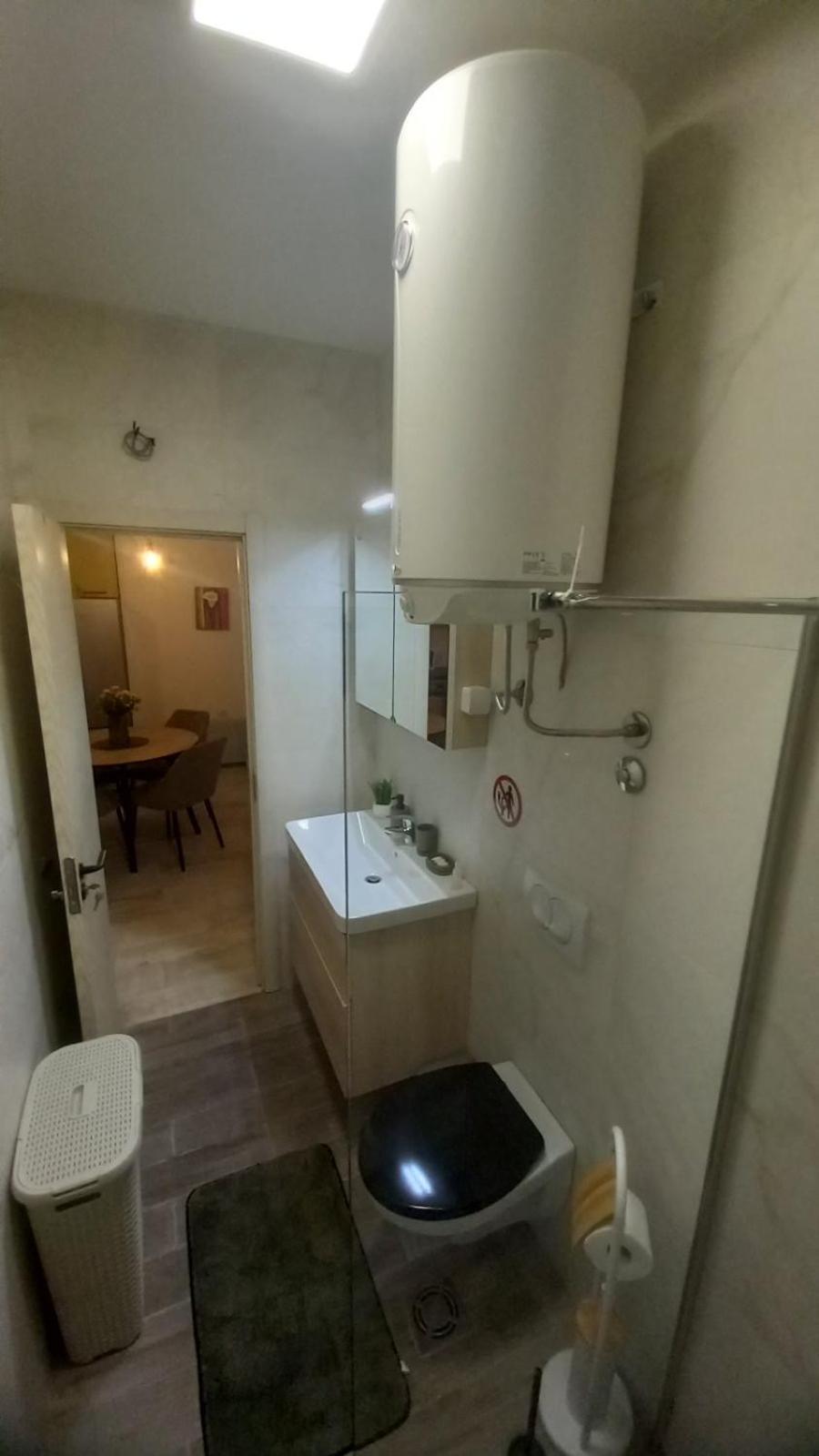 Ferienwohnung Apartman Nadja Kotor Exterior foto