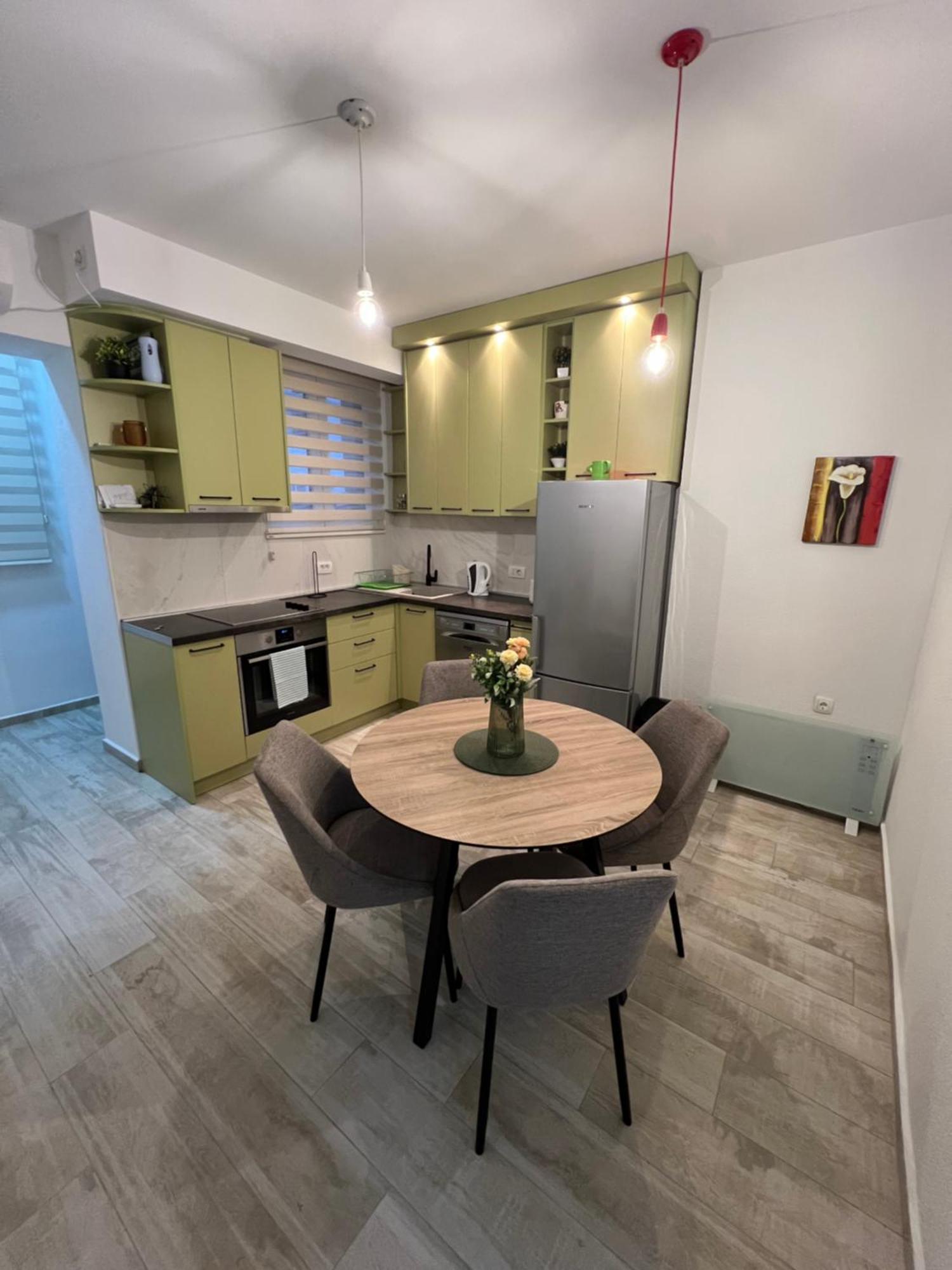 Ferienwohnung Apartman Nadja Kotor Exterior foto