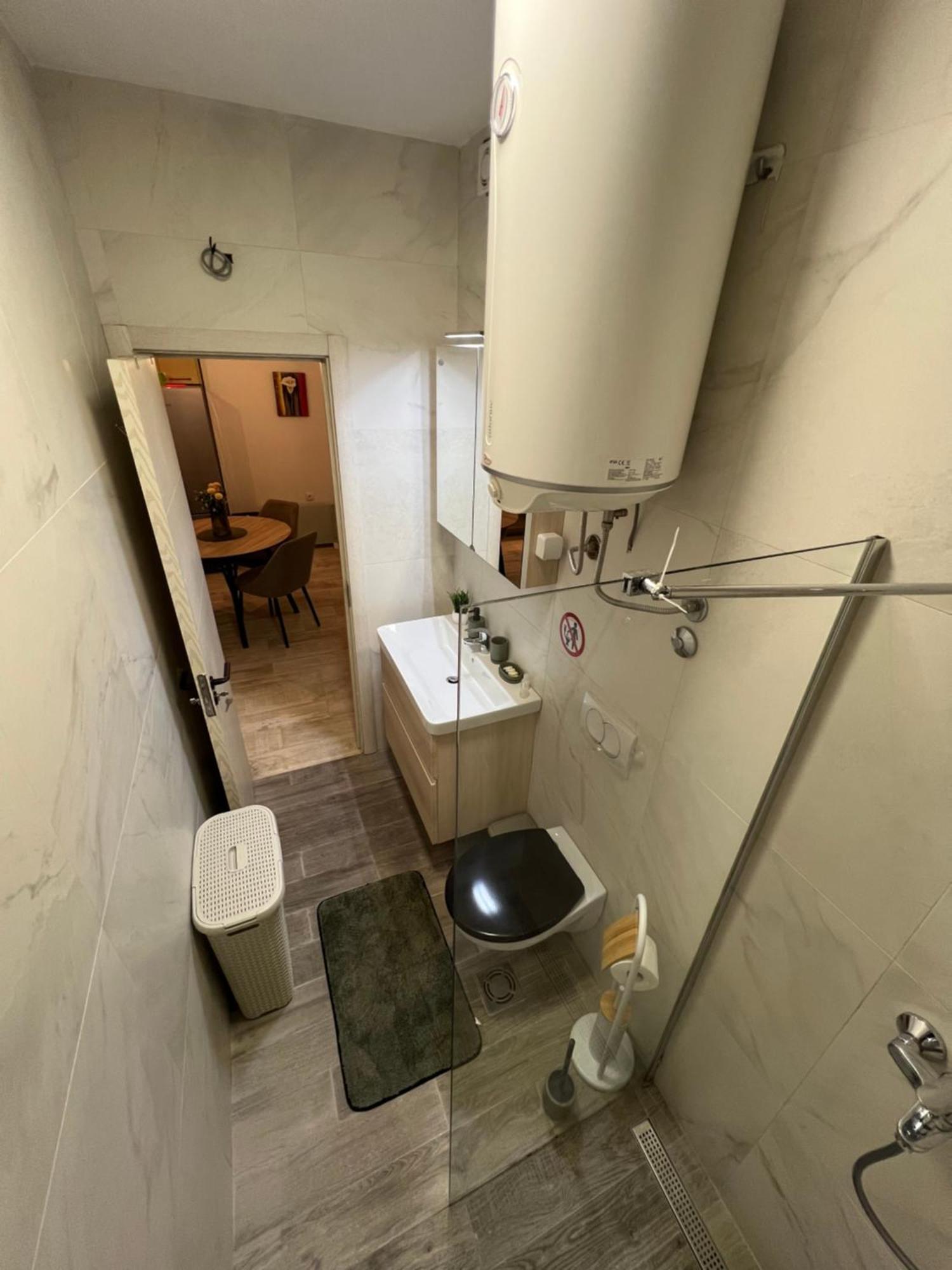 Ferienwohnung Apartman Nadja Kotor Exterior foto