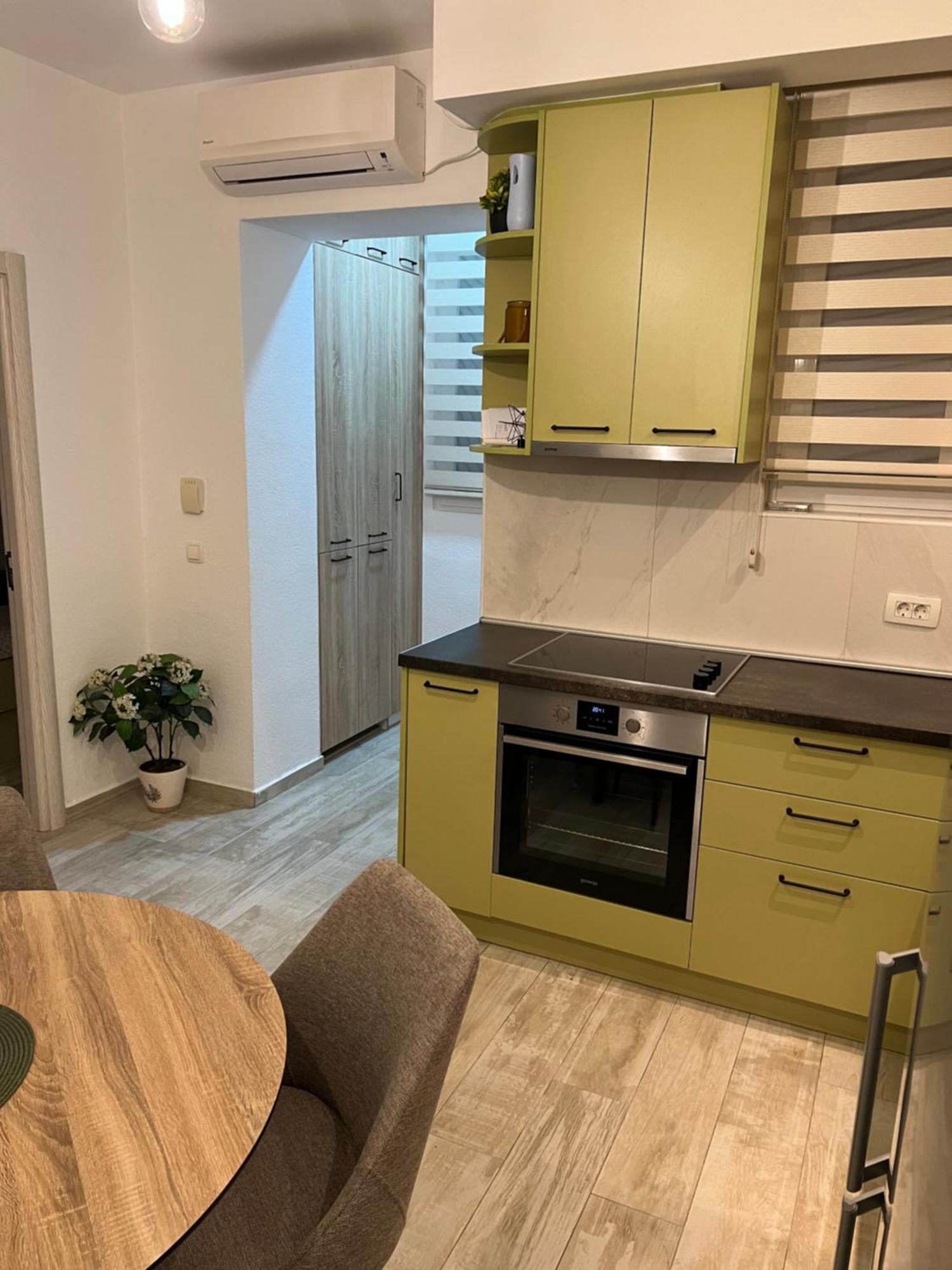 Ferienwohnung Apartman Nadja Kotor Exterior foto